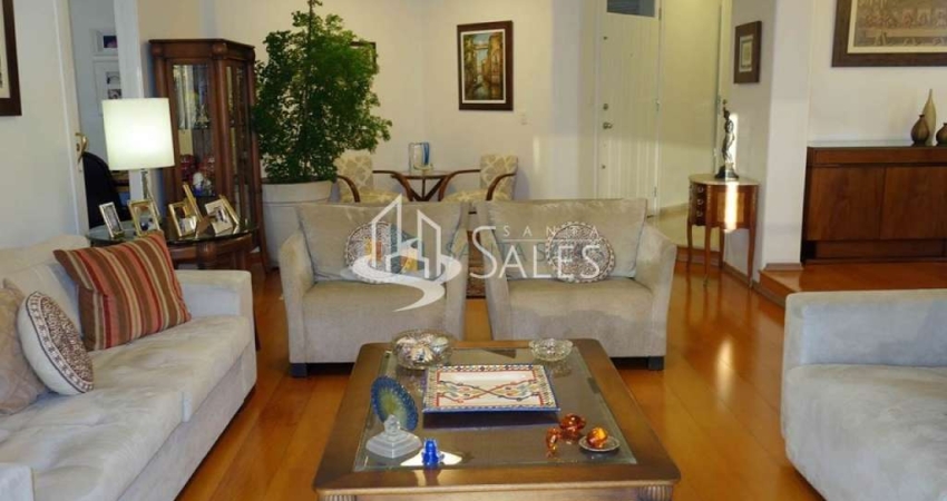 Apartamento de Luxo em Moema: 4 Quartos, 3 Suítes, 2 Salas, 4 Banheiros, 3 Vagas e 215m² - Venda e Locação em SP