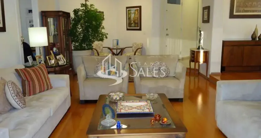 Apartamento de Luxo em Moema: 4 Quartos, 3 Suítes, 2 Salas, 4 Banheiros, 3 Vagas e 215m² - Venda e Locação em SP