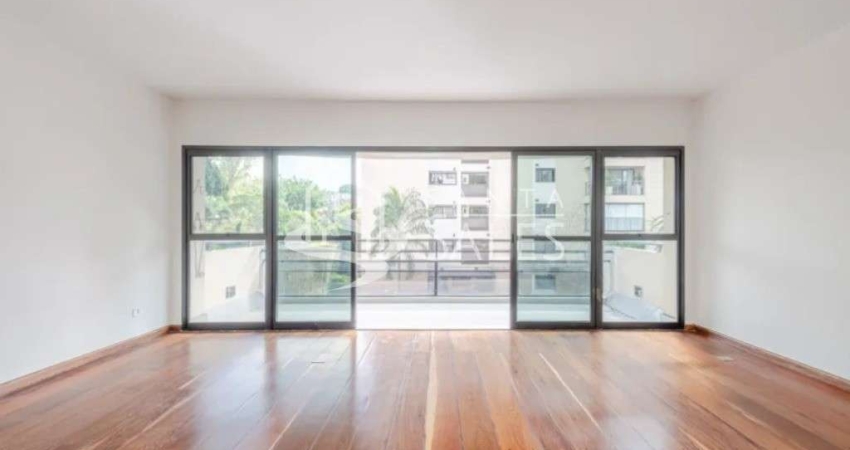 Apartamento de Luxo à Venda em São Paulo-SP - Real Parque: 3 Quartos, 3 Suítes, 3 Salas, 4 Banheiros, 3 Vagas, 240m². Venha Conferir!