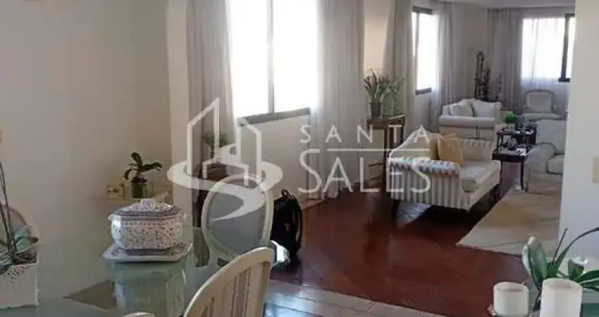 Imperdível! Espaçoso Apartamento no coração da Vila Mariana: 4 Quartos, 2 Suítes, 2 Salas, 5 Banheiros, 3 Vagas, 219m².