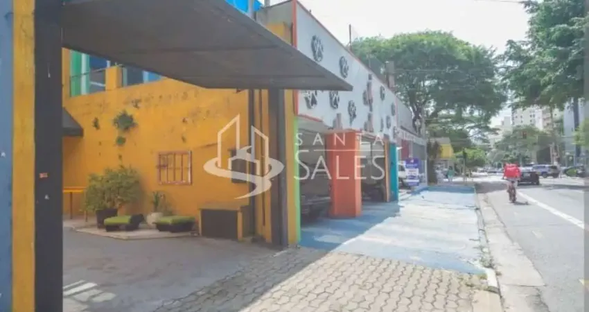 Casa comercial de alto padrão com 5 quartos e 5 salas em moema, são paulo-sp: 240m², 4 banheiros e 2 vagas de garagem!