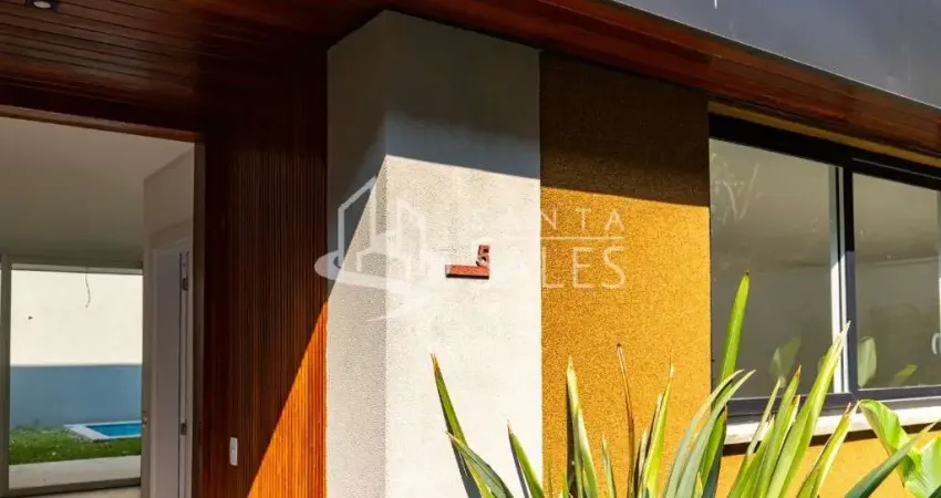 Venda de casa em condomínio de alto padrão em santo amaro, são paulo-sp: 4 quartos, 5 suítes, 3 salas e 4 vagas!