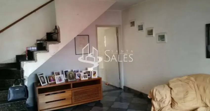 Ótima localização, sobrado bem construido....2dts, 2  vgs para carro.