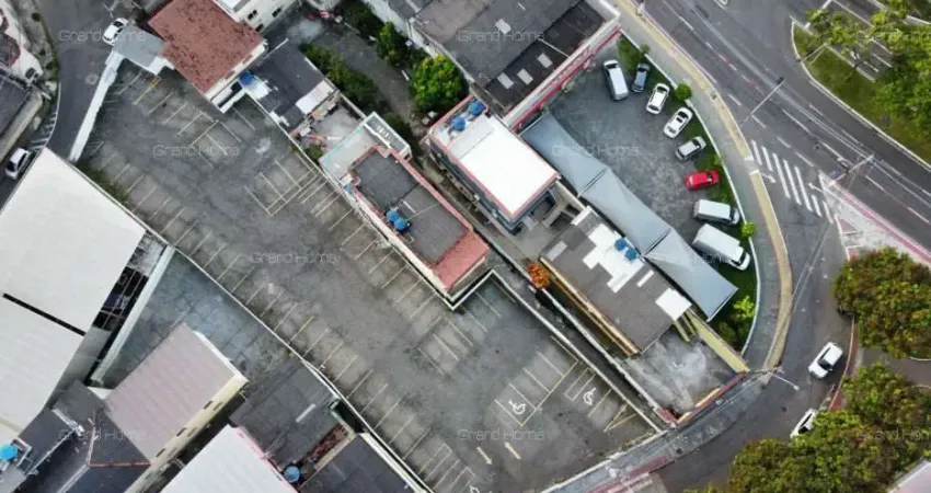 Terreno à venda na Rua Licínio dos Santos Conte, Enseada do Suá, Vitória