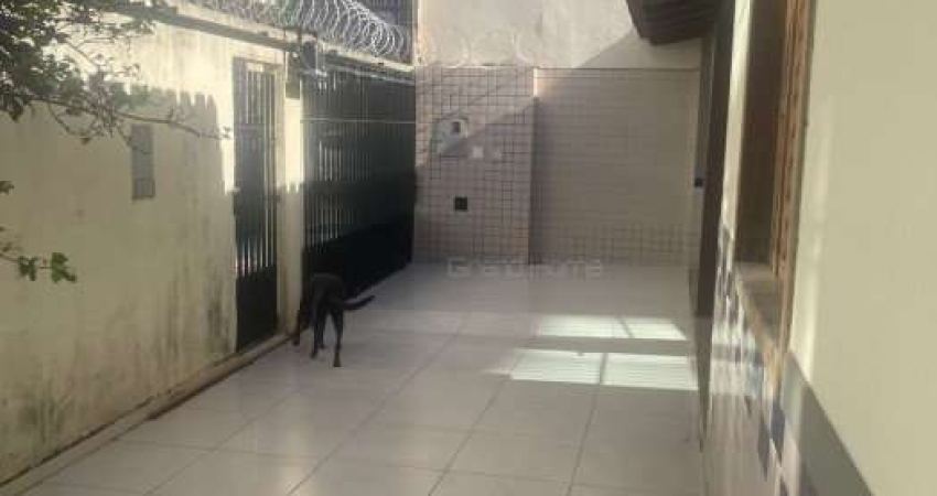 Casa 5 quartos em Itapuã