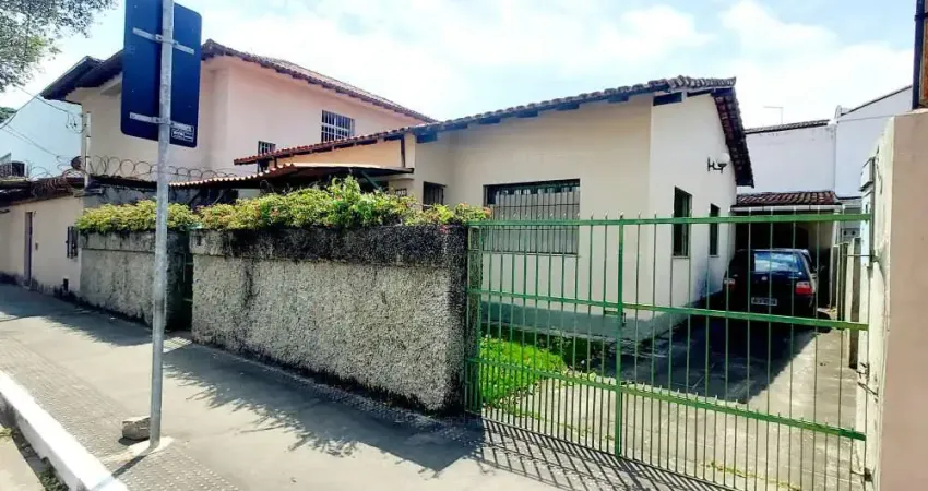 Casa com 2 quartos à venda na Rua Carolina Leal, Centro, Vila Velha