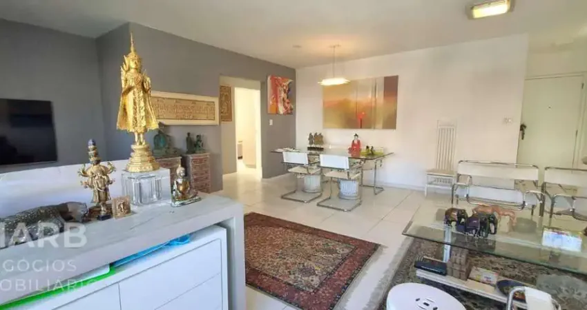 Apartamento com 2 dormitórios à venda, 93 m² por R$ 1.100.000,00 - Centro - Florianópolis/SC