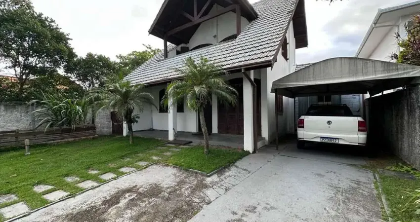 Casa frente mar, residencial e comercial no morro das pedras, florianópolis/sc