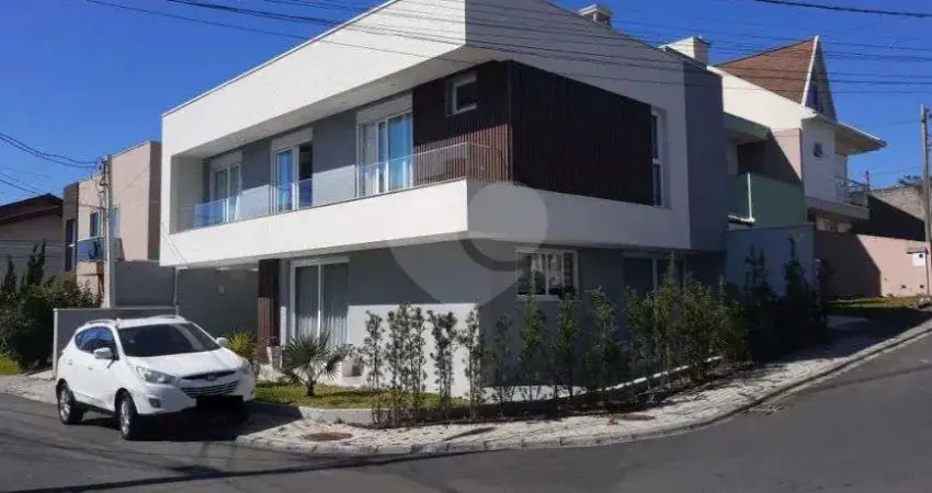 Terreno à venda na Rua Camile Flammarion, 41, Barreirinha, Curitiba