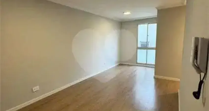 Apartamento com 2 quartos à venda em Portão - PR