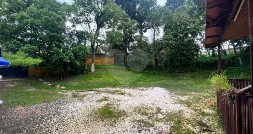 Terreno à venda na Rua Eduardo Cantarelli, 61, Mercês, Curitiba