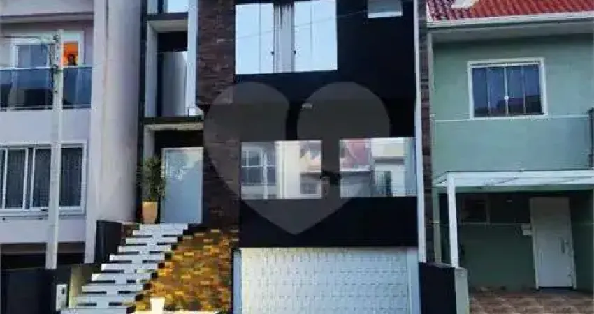 Casa em condomínio fechado com 4 quartos à venda na Rua Primo Lourenço Tosin, 723, Novo Mundo, Curitiba