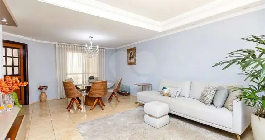 Casa com 4 quartos à venda na Rua Carlos Garibaldi Biazetto, 258, Boa Vista, Curitiba