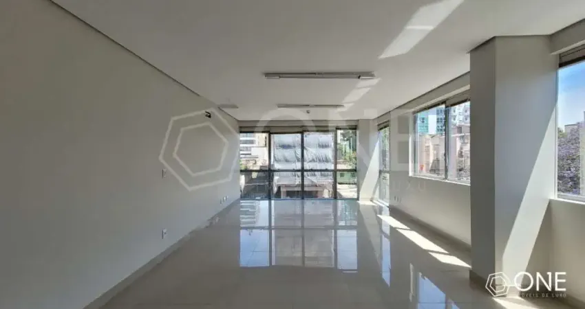 Sala comercial para alugar na Rua Eudoro Berlink, 354, Auxiliadora, Porto Alegre