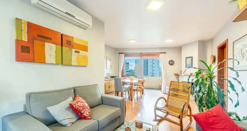 Apartamento com 3 quartos à venda na Rua Pedro Weingartner, 29, Rio Branco, Porto Alegre