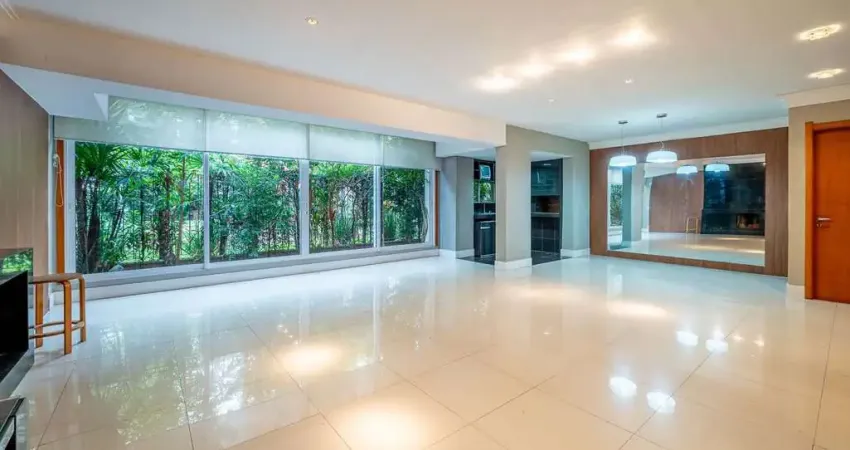 Apartamento com 4 quartos à venda na Avenida Túlio de Rose, 400, Jardim Europa, Porto Alegre