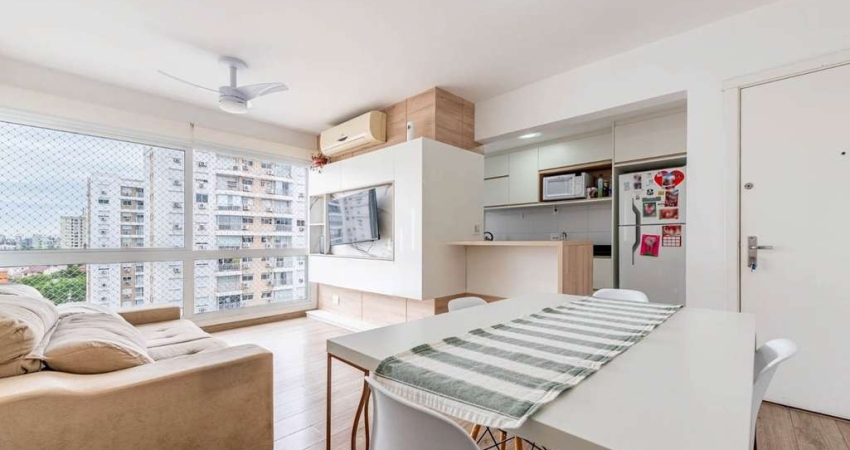 Apartamento com 3 quartos à venda na Rua Bezerra de Menezes, 623, Passo da Areia, Porto Alegre