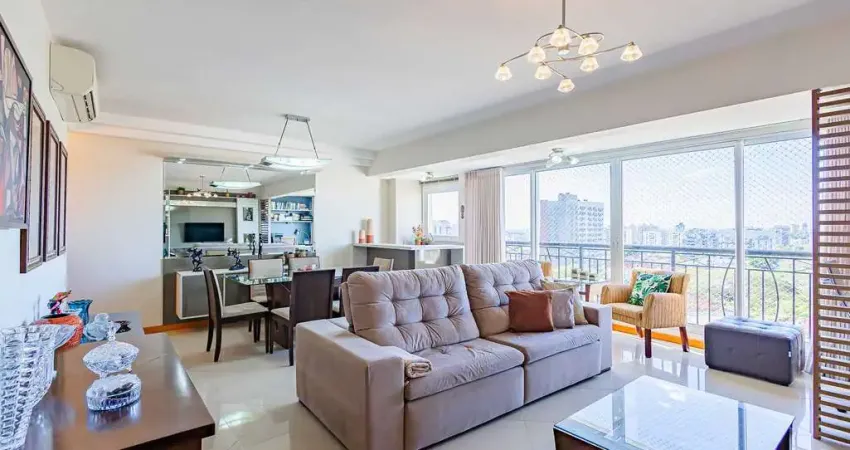 Apartamento com 3 quartos à venda na Avenida Túlio de Rose, 400, Jardim Europa, Porto Alegre