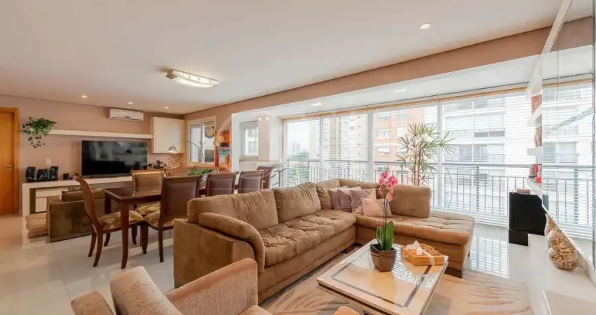 Apartamento com 3 quartos à venda na Avenida Túlio de Rose, 330, Jardim Europa, Porto Alegre