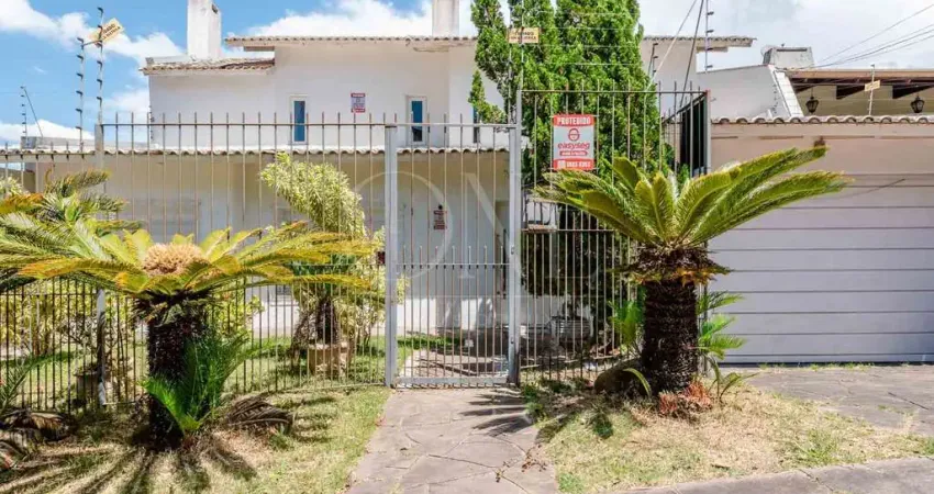 Casa em condomínio fechado com 3 quartos à venda na Rua Luiz Voelcker, 825, Três Figueiras, Porto Alegre