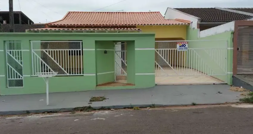 Casa a Venda com edícula ,zona Sul terreno 250 M²  , 160 M² de construção
