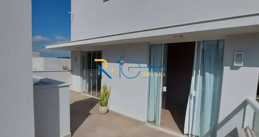 Sobrado a Venda  Condomínio Tauá ( Aranguá )  3 quartos sendo uma suíte .