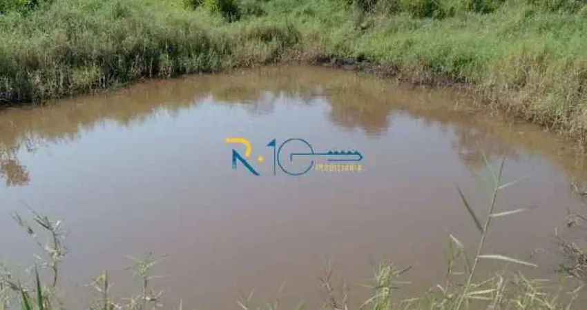 Chácara  a Venda  área total de 40.000 M² com benfeitorias Jataizinho PR