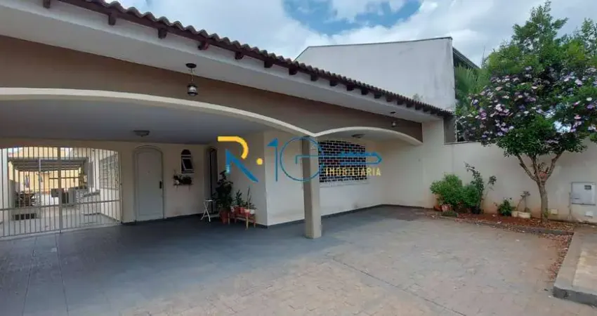 Casa assobradada  a Venda Terreno de 309,38 M² , 219,86 M² de construção  .