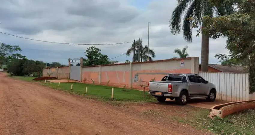 Chácara a Venda área total de 10 Mil M²  várias benfeitorias