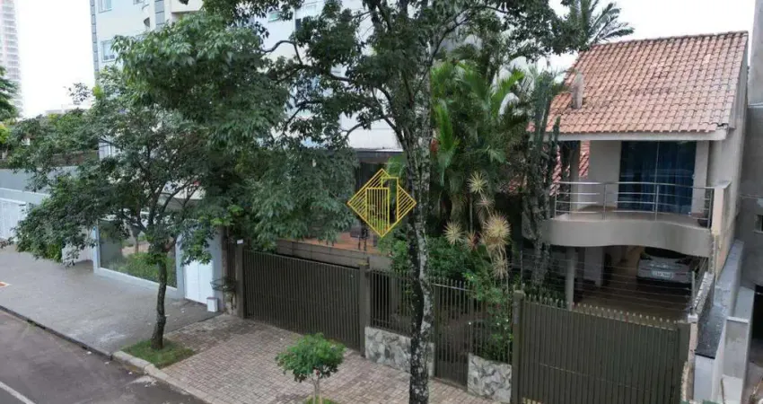 Sobrado à venda, 2 quartos, 3 suítes, 5 vagas, Country - Cascavel/PR