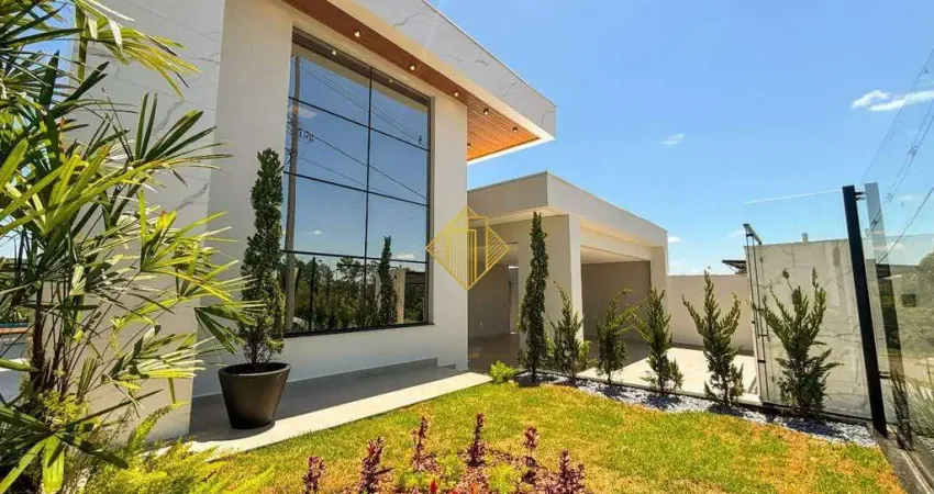Casa à venda, 1 suíte e 2 demi-suítes, com piscina, Tocantins - Toledo/PR