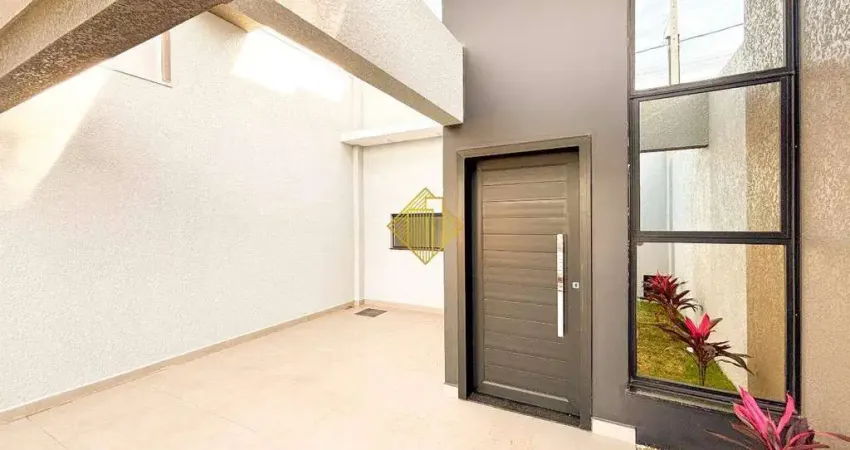 **Casa à Venda | 1 Suíte + 2 Quartos | 2 Vagas | Área Gourmet**