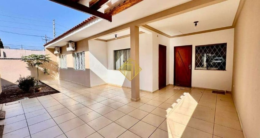 Casa para aluguel, 3 quartos, 1 suíte, 3 vagas, Coqueiral - Cascavel/PR