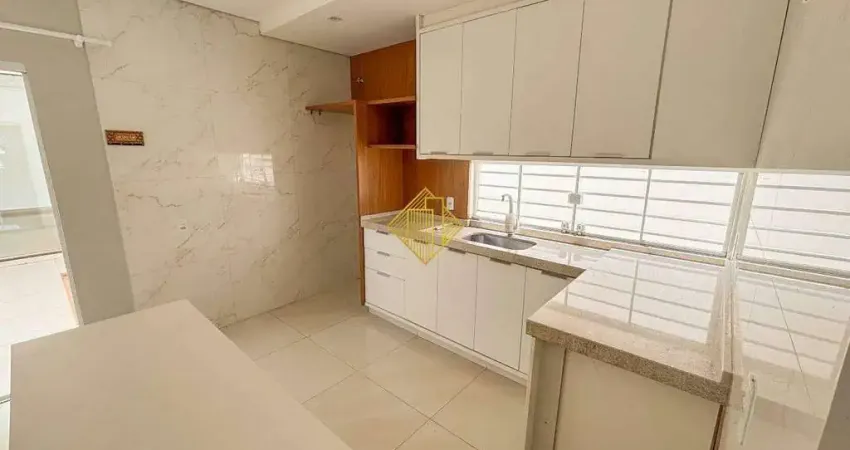 Casa pra alugar no jardim parizoto com suite/closet mais 3 quartos, garagem paralela em toledo-paraná