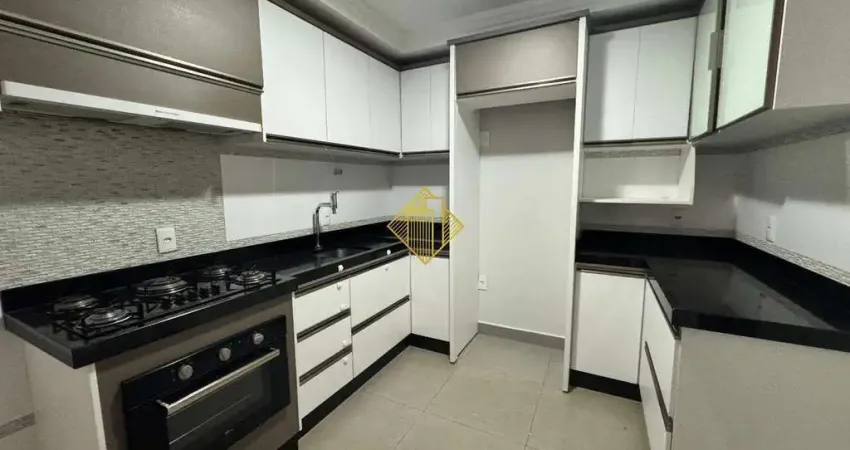 Sobrado no jardim gisela com duas vagas de garagem em toledo-paraná