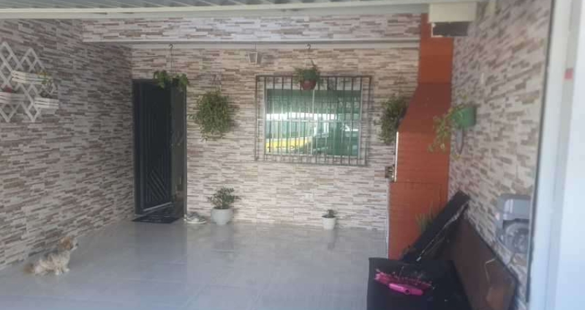 Casa com 2 quartos à venda na Rua Milão, Utinga, Santo André