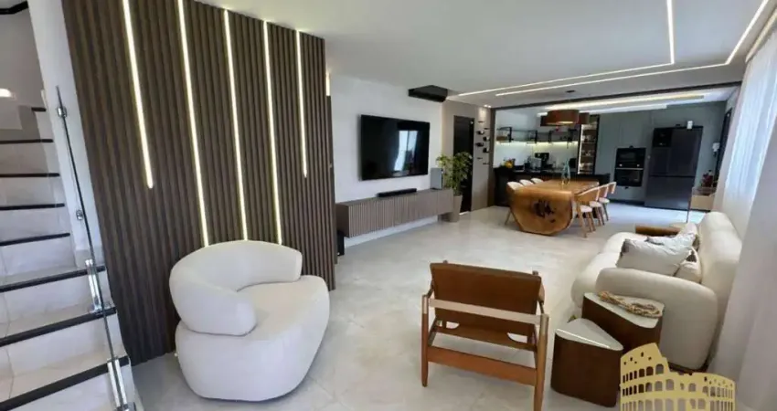 Casa com 3 dormitórios à venda, 140 m² por R$ 1.499.000,00 - Vila Guilhermina - Praia Grande/SP