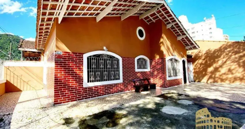 Casa com 2 dormitórios à venda por R$ 740.000,00 - Canto do Forte - Praia Grande/SP