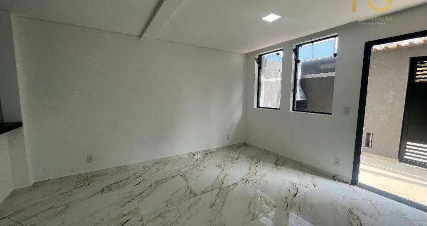 Sobrado com 3 dormitórios à venda por R$ 790.000,00 - Tupi - Praia Grande/SP