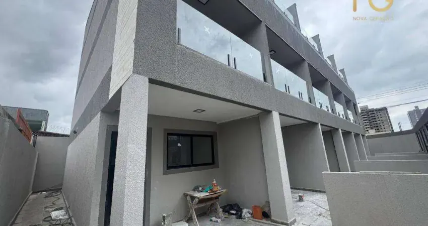 Sobrado com 3 dormitórios à venda, 121 m² por R$ 700.000,00 - Vilamar - Praia Grande/SP