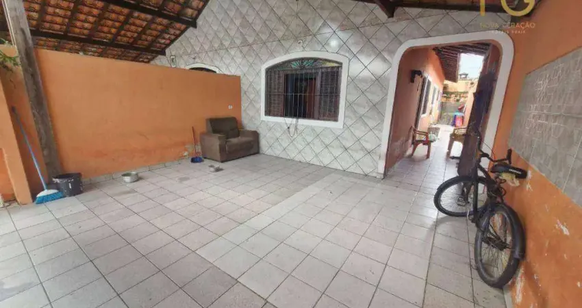 Casa com 2 dormitórios à venda, 67 m² por R$ 375.000,00 - Mirim - Praia Grande/SP