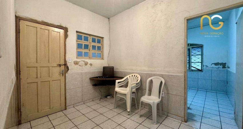 Casa com 2 dormitórios à venda, 70 m² por R$ 365.000,00 - Balneário Pires - Praia Grande/SP
