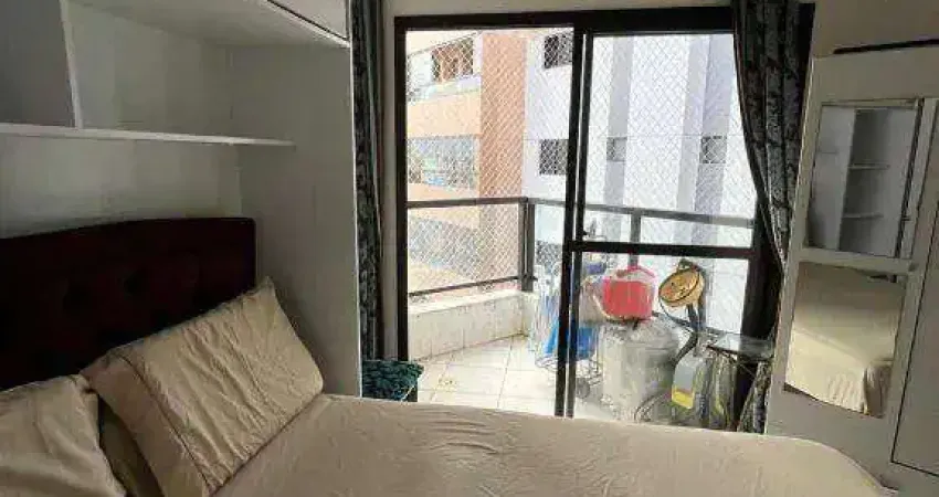 Kitnet com Elevador com 1 dormitório à venda, 38 m² por R$ 245.000 - Canto do Forte - Praia Grande/SP