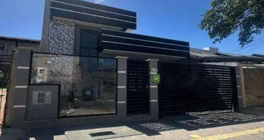 Excelente casa com 3 dormitórios à venda, 130 m² por R$ 723.500 - Parque da Matriz - Cachoeirinha/RS
