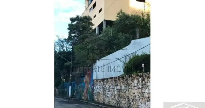 Terreno à venda na Rua Pedro de Sousa Campos Filho, 131, Vila Madalena, São Paulo