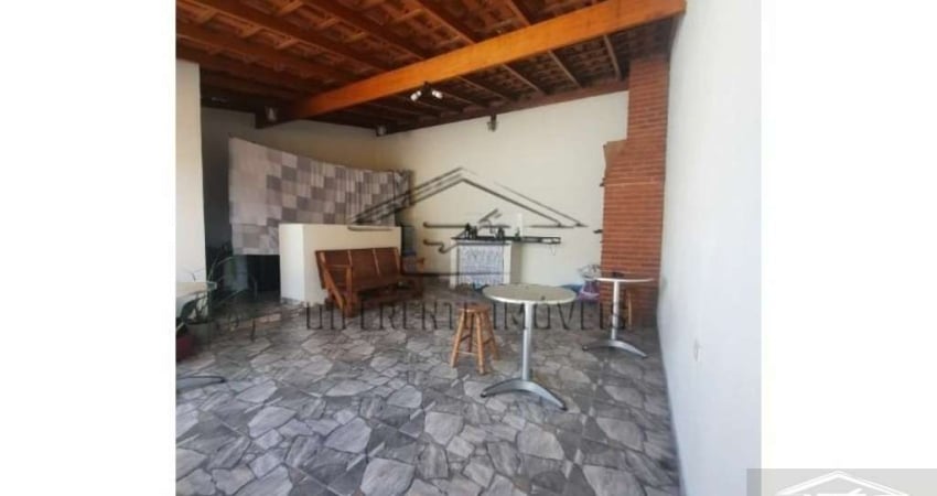 Oportunidade Sobrado a Venda com 3 Suítes, 2 vagas no Jaraguá