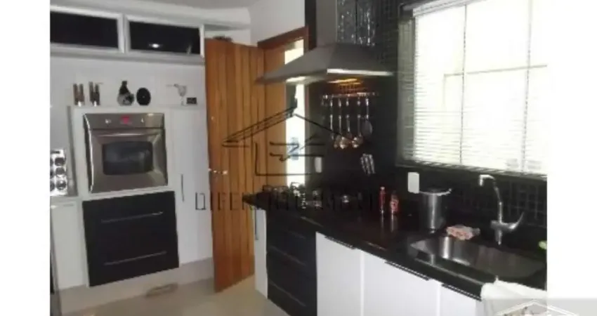 SOBRADO 3 DORMITÓRIOS - 1 SUÍTE- 4 VAGAS- 250 m² OPORTUNIDADE !!!