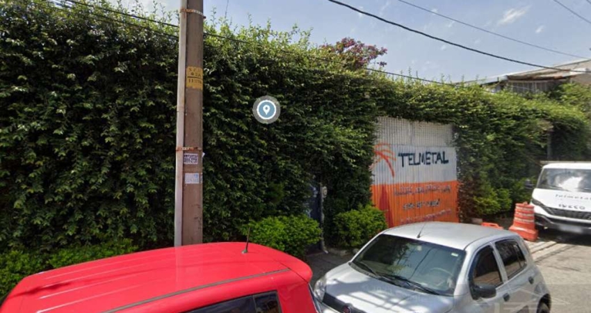 Galpão para alugar ou vender com 2.100 metros na Vila Ré - São Paulo