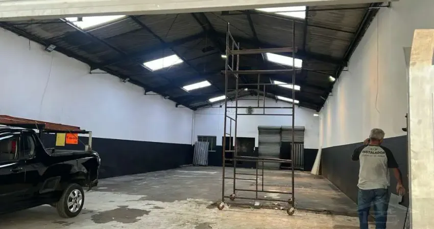 GALPÃO PARA LOCAÇÃO COM 300m² NA  VILA PRUDENTE - SÃO PAULO. ZL.