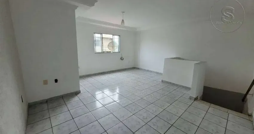 ALUGO CASA SOBREPOSTA NA VILA SÔNIA 01 DORMITÓRIO COM SACADA, SALA AMPLA E  ENTRADA INDIVIDUAL.